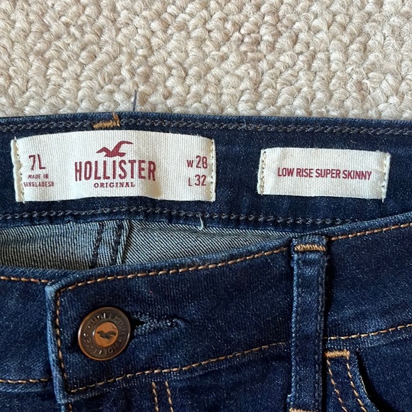 Hollister Low Rise Super Skinny Jeans - Size 7L - Picture 4 of 7